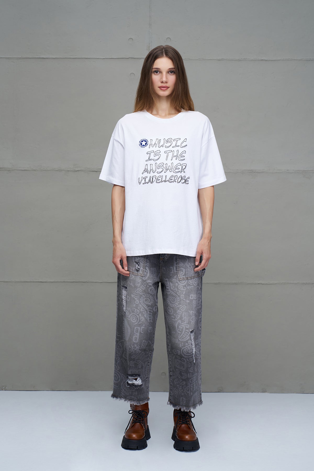 White Beaded Lettering Oversize T-shirt 18243