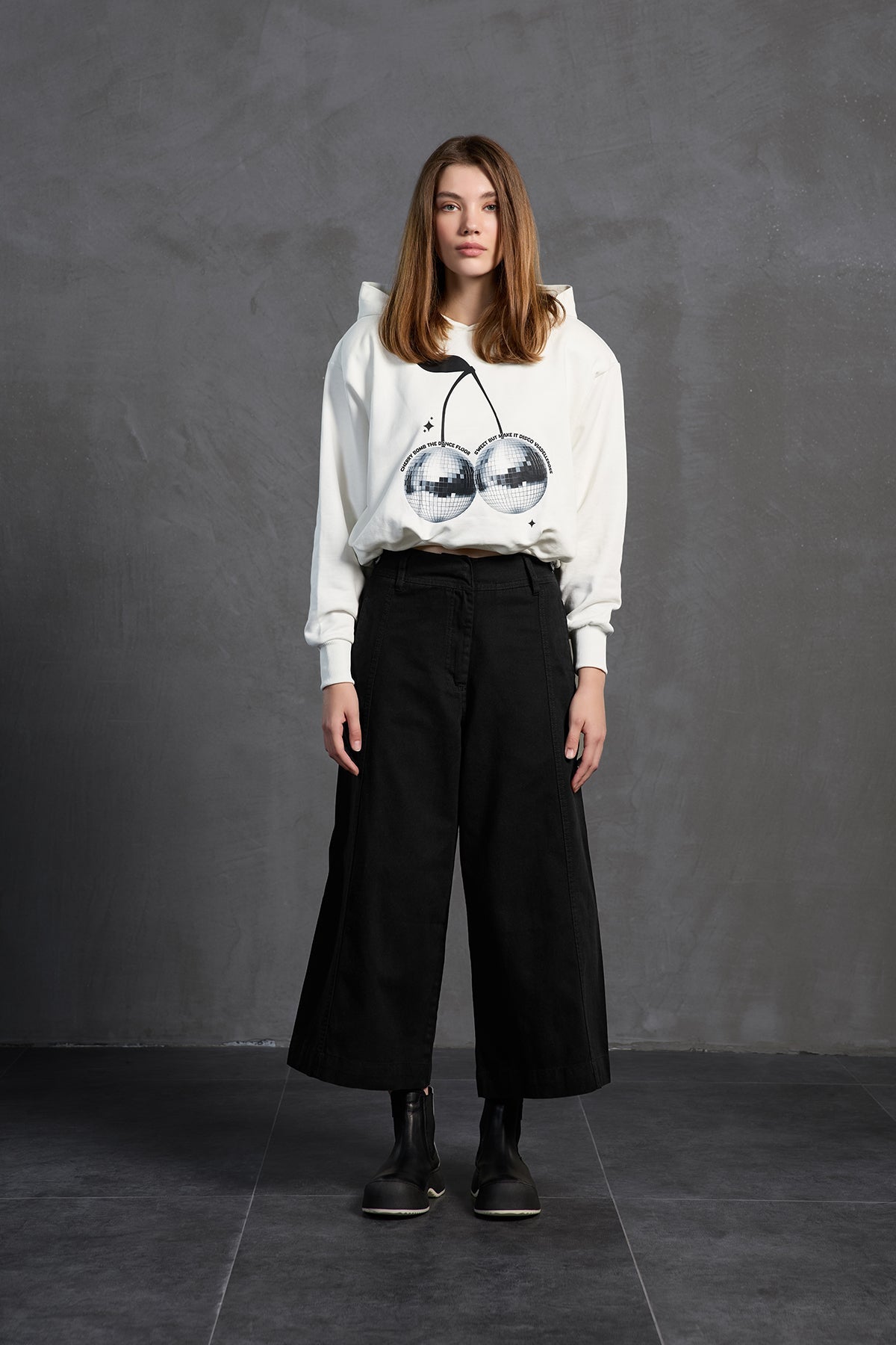 Off White Crop Hooded Sweatshirt 18259