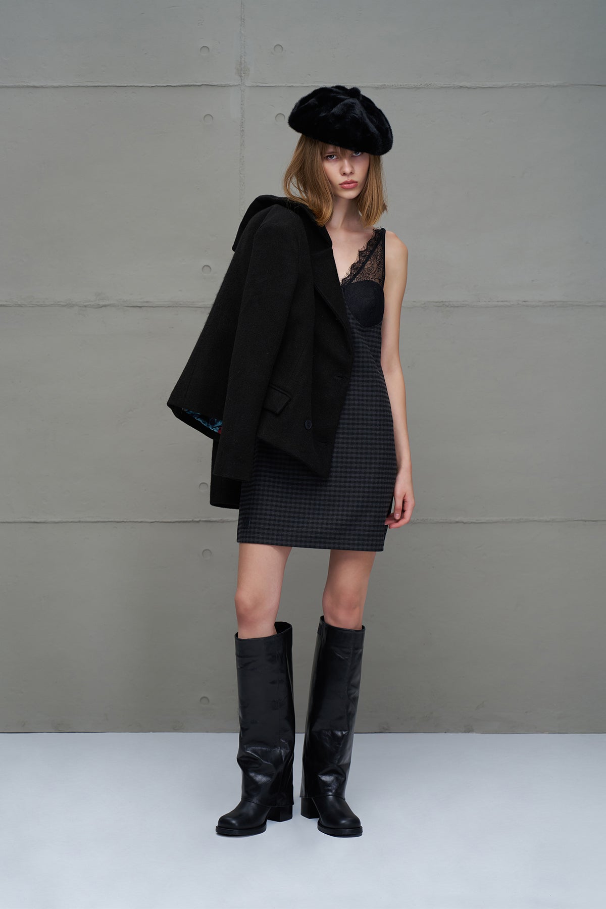 Black Lace Detail Short Dress 18271