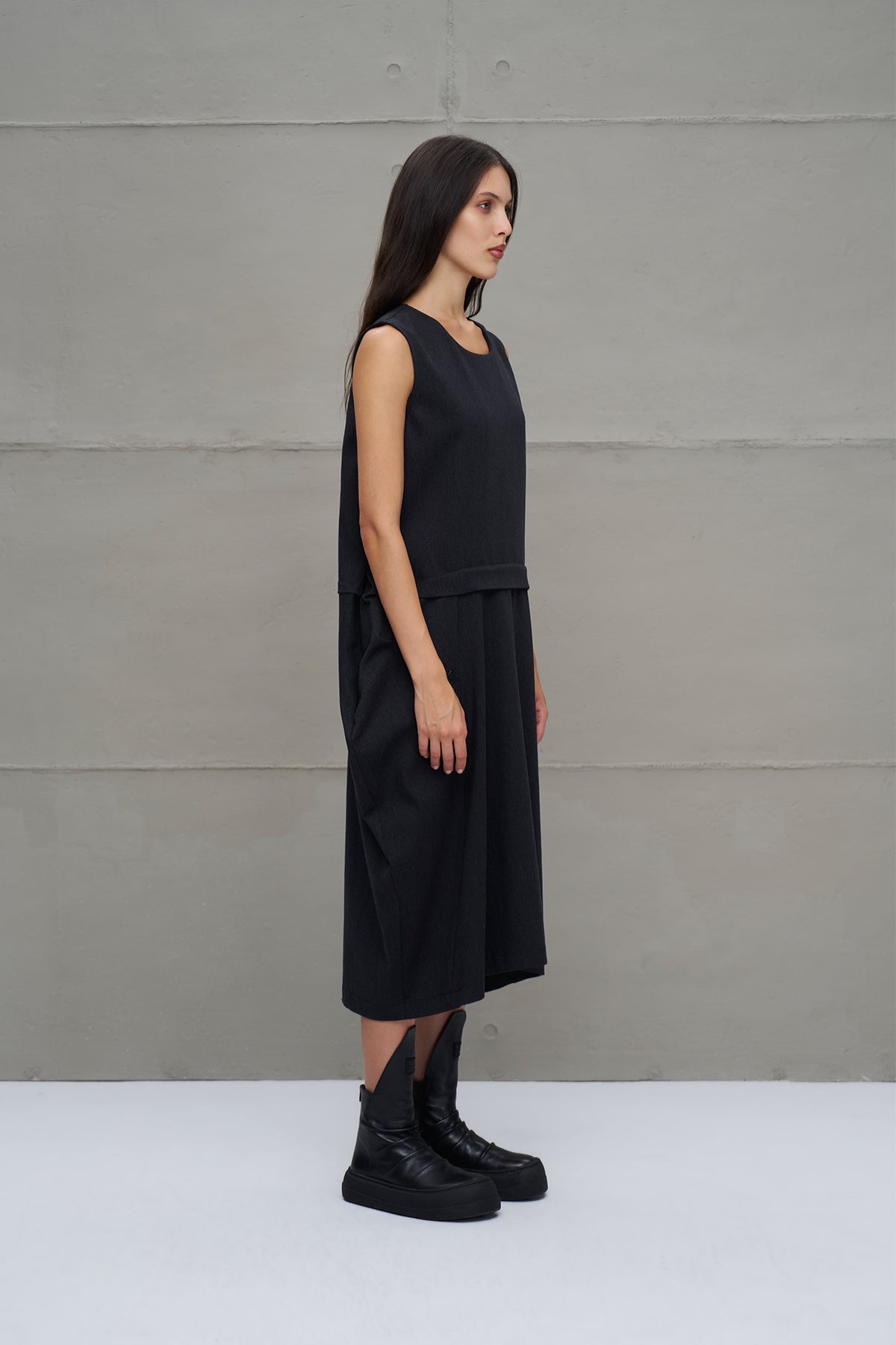 Black Asymmetric Oversized Midi Dress 18276