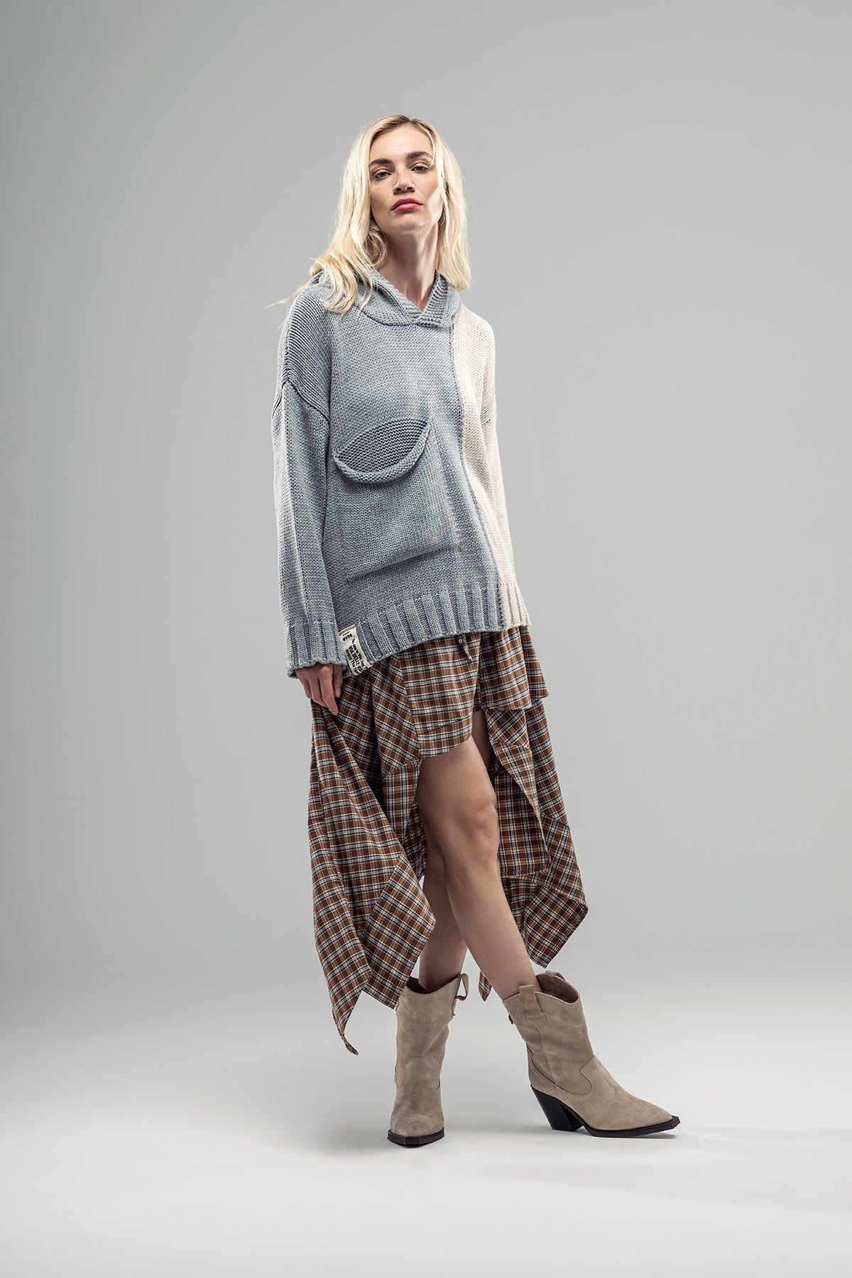 Grey Beige Knit Sweater 20022