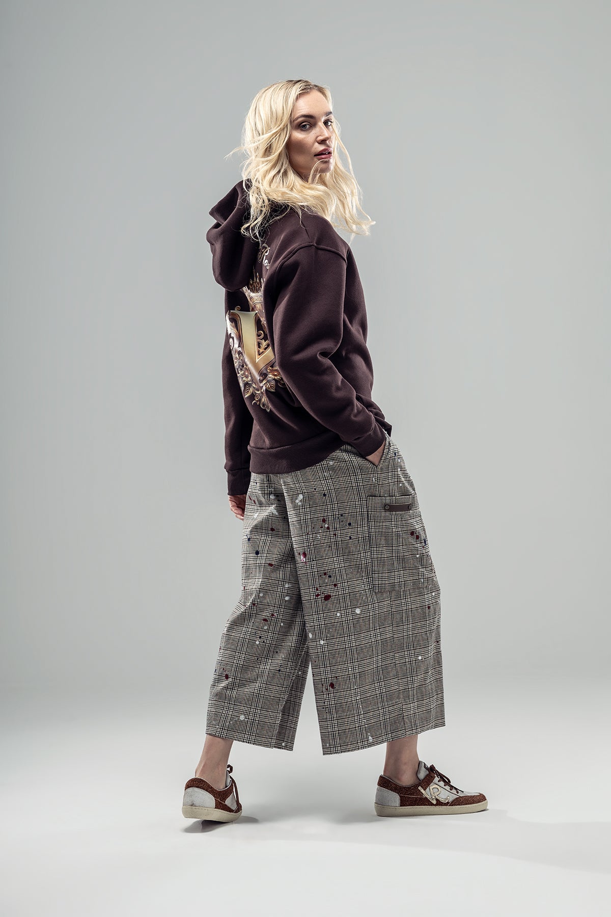 Dark Brown Sweatshirt 20074
