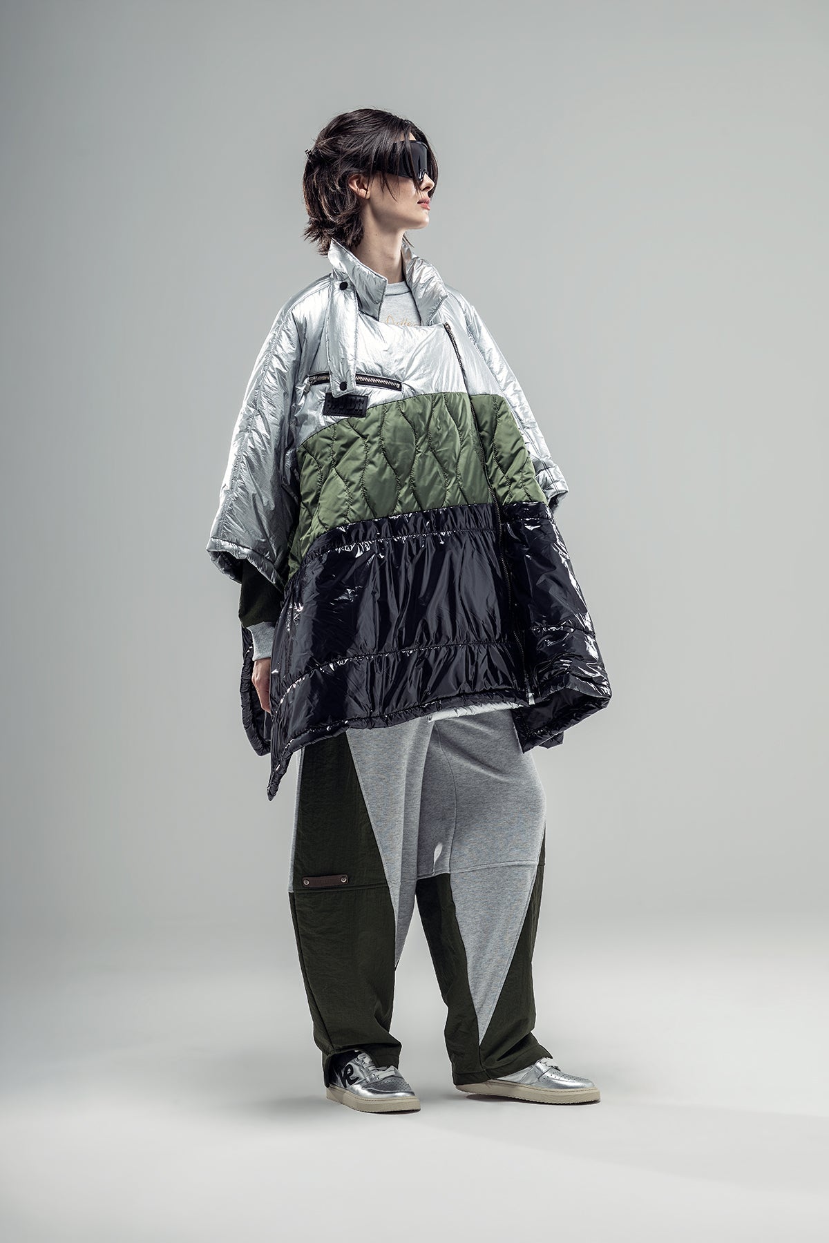 Silver Khaki Black Poncho 20239