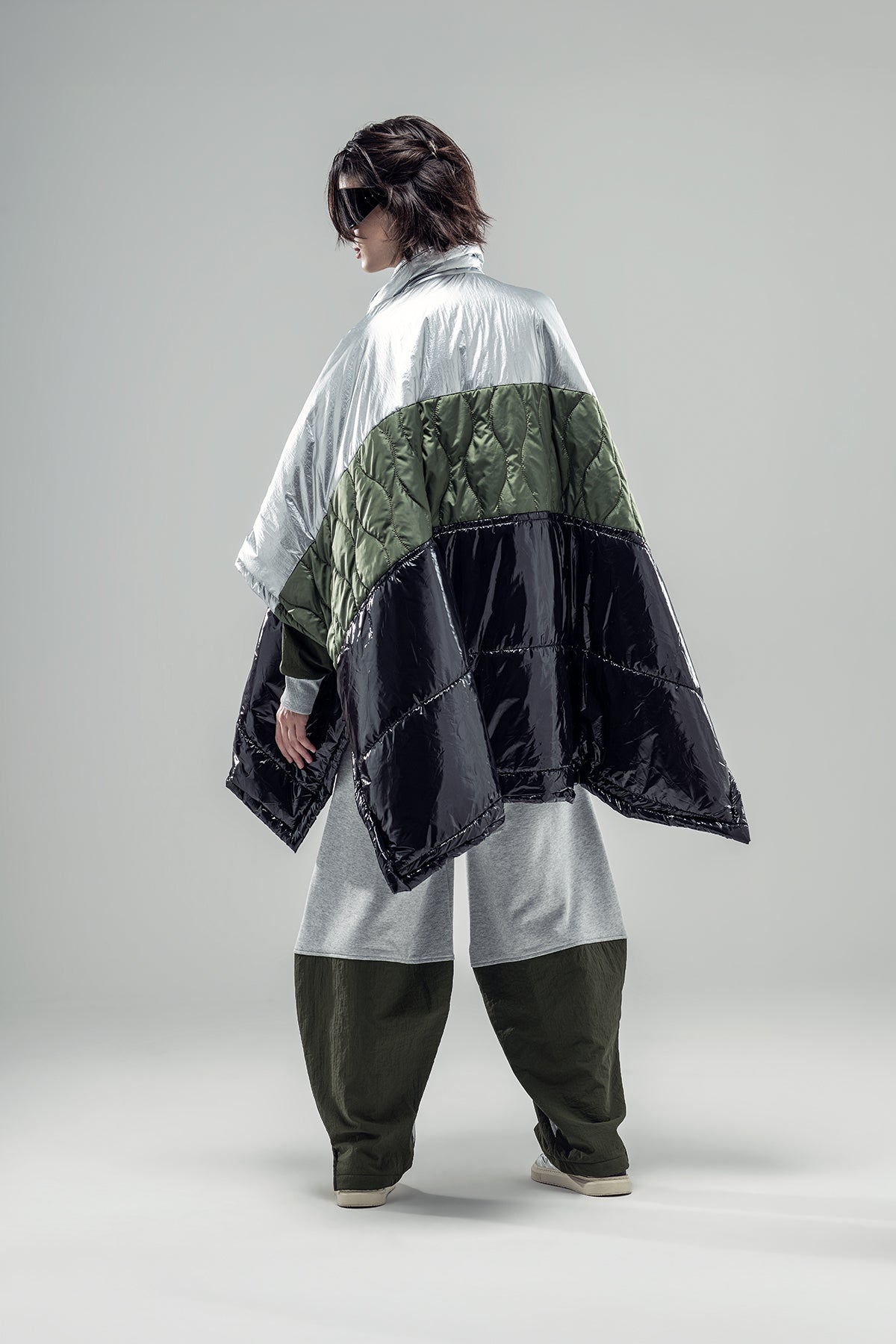 Silver Khaki Black Poncho 20239