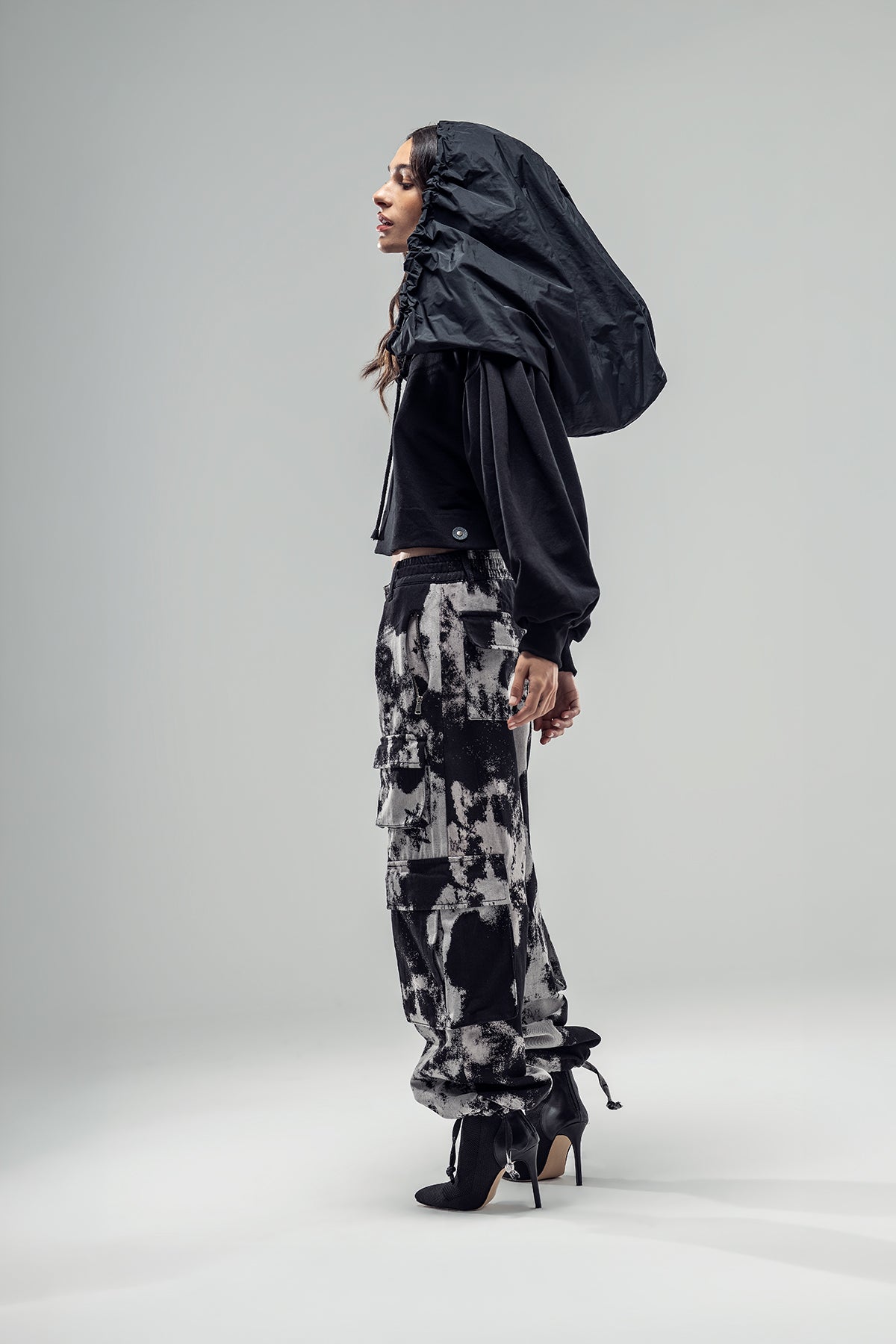 Black Sweatshirt 20248