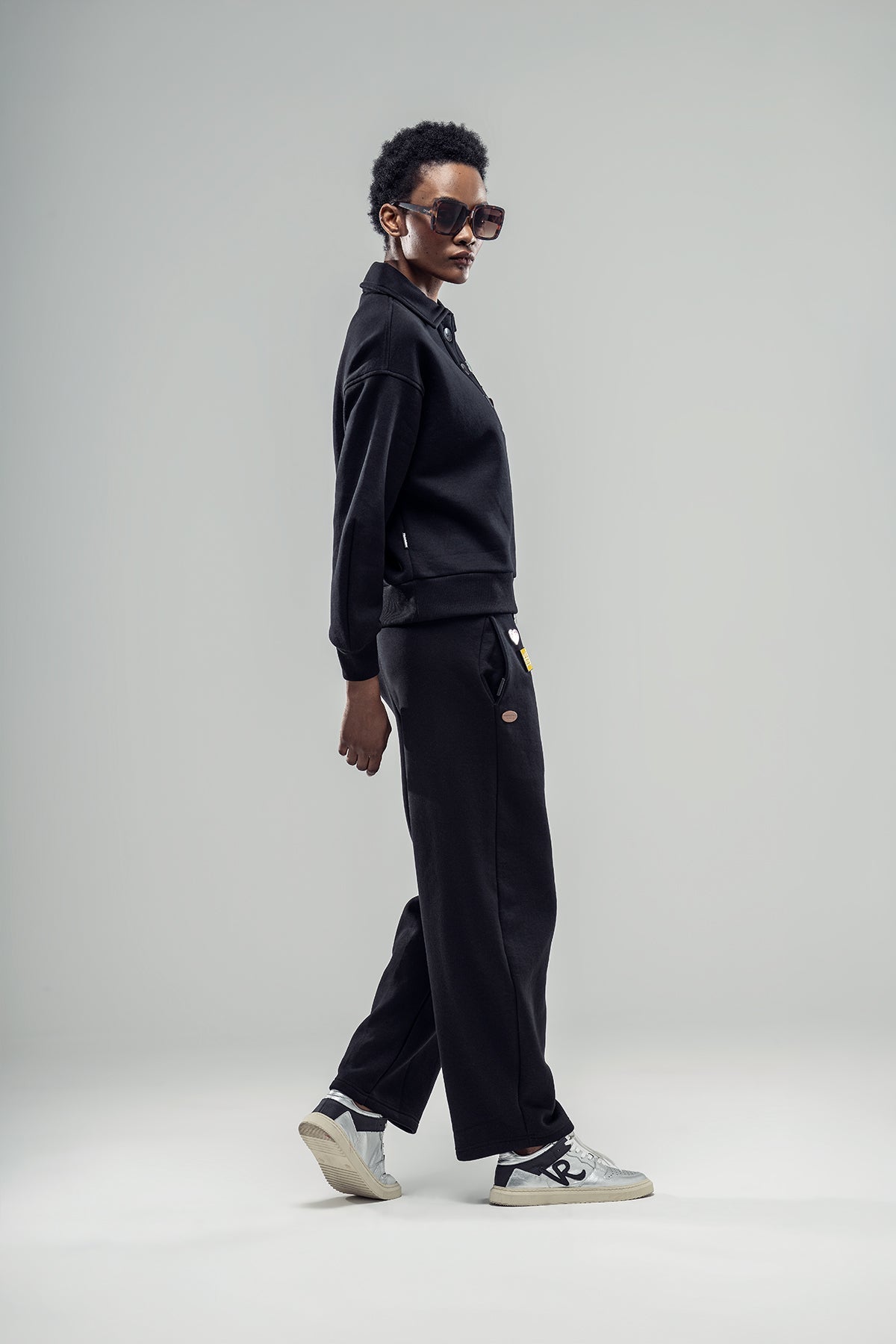 Black Sweatshirt 20288