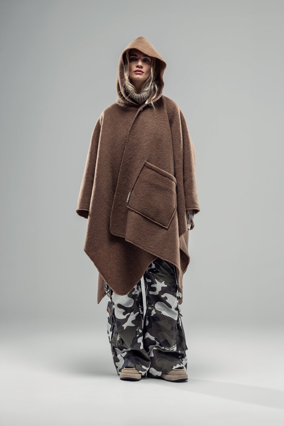 Brown Poncho 20327