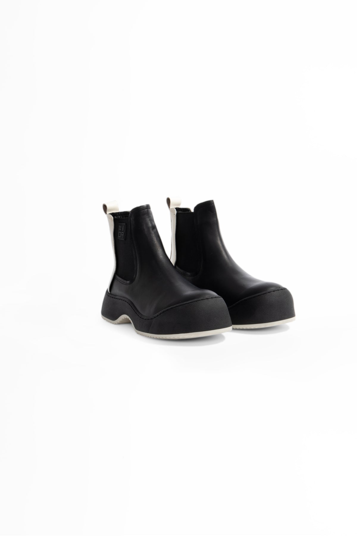 Black Boots Wag