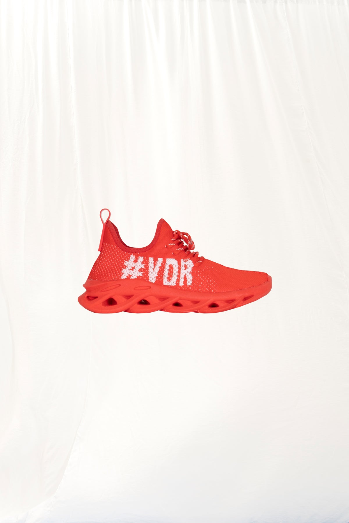 Coral Sneakers Bora7