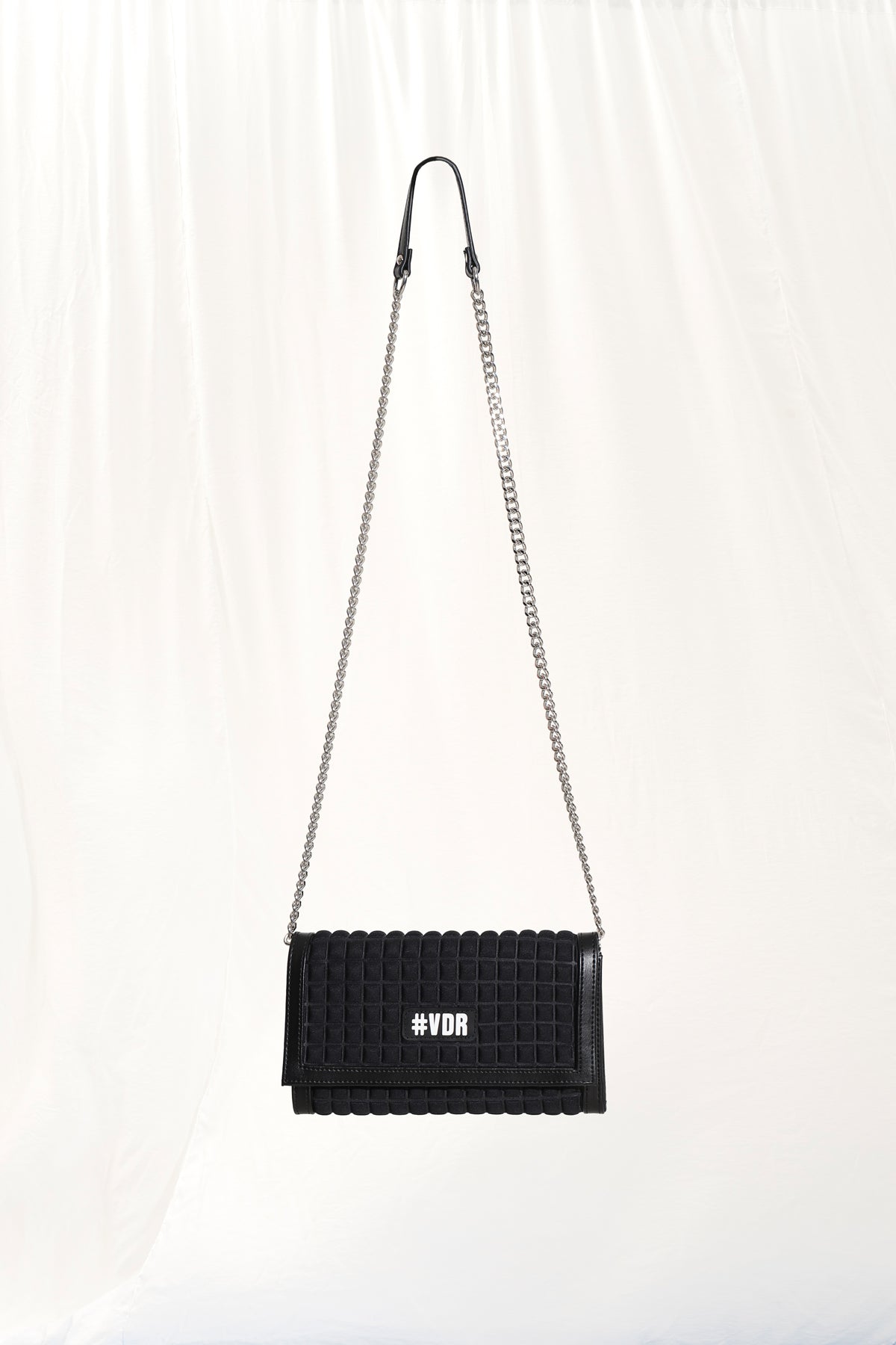 Black Cross-body Bag Isabelle2