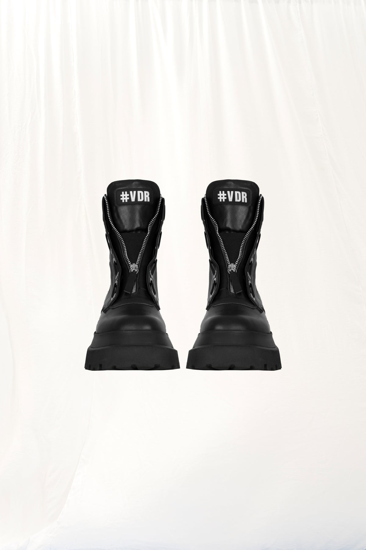 Black Chunky Sole Boots K5