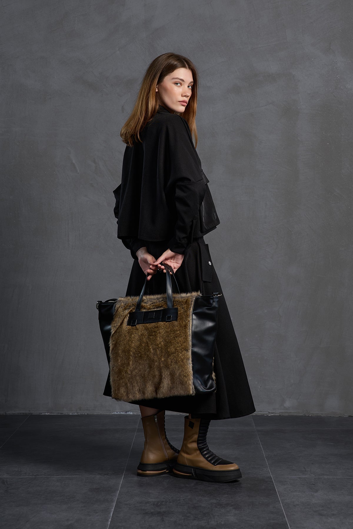 Black Brown Leather And Faux Fur Bag Lupa