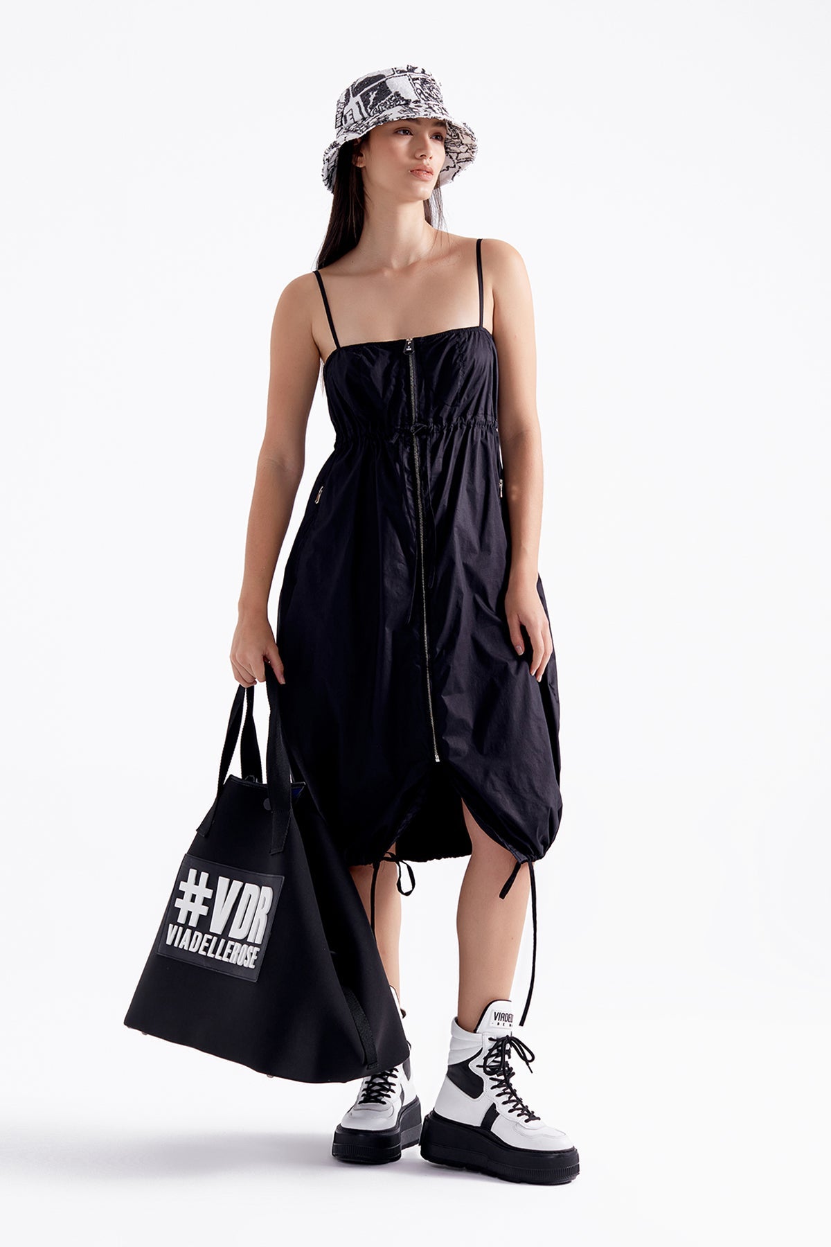 Nero Bag Monument