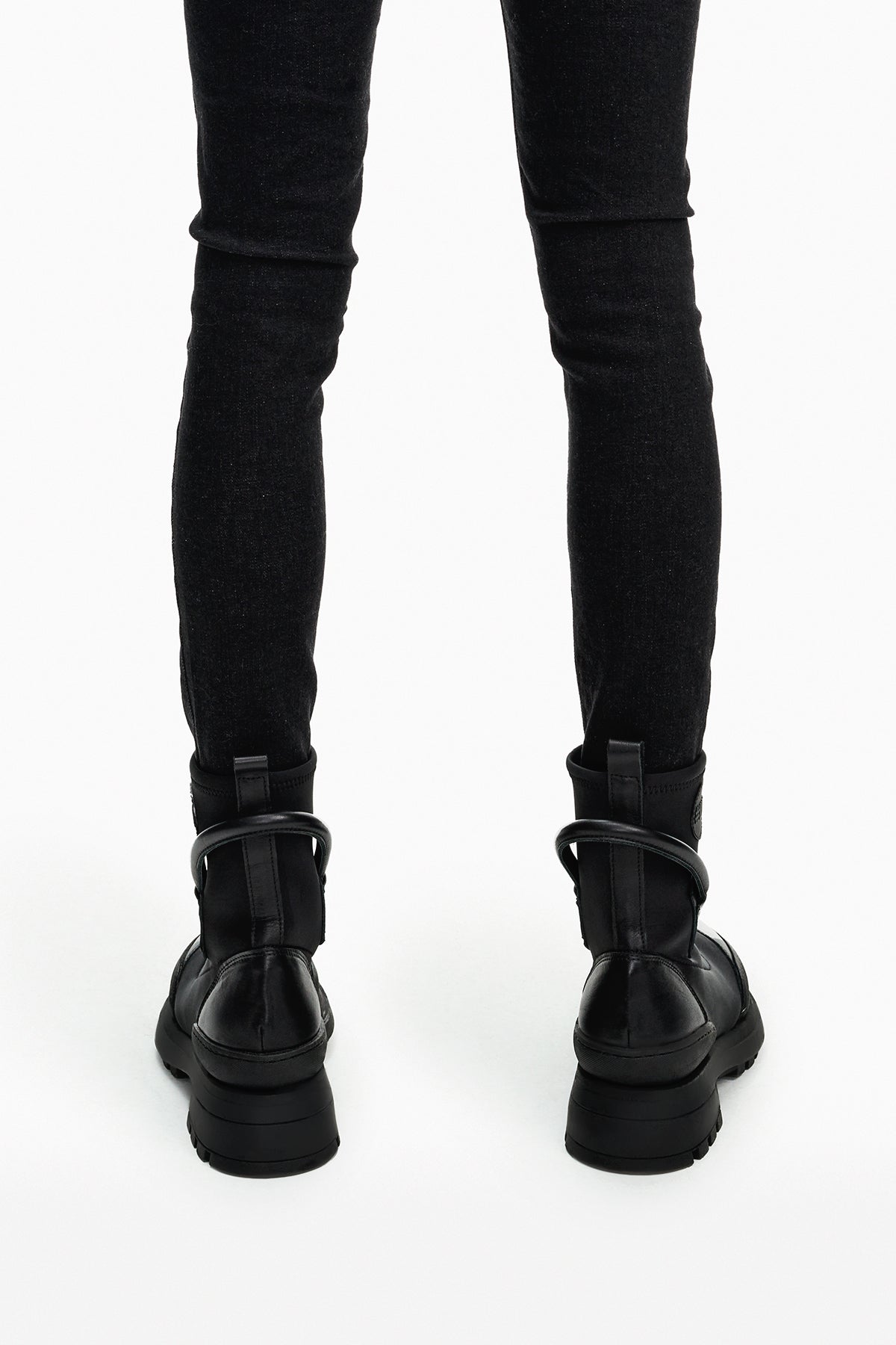 Nero Boots Sub1