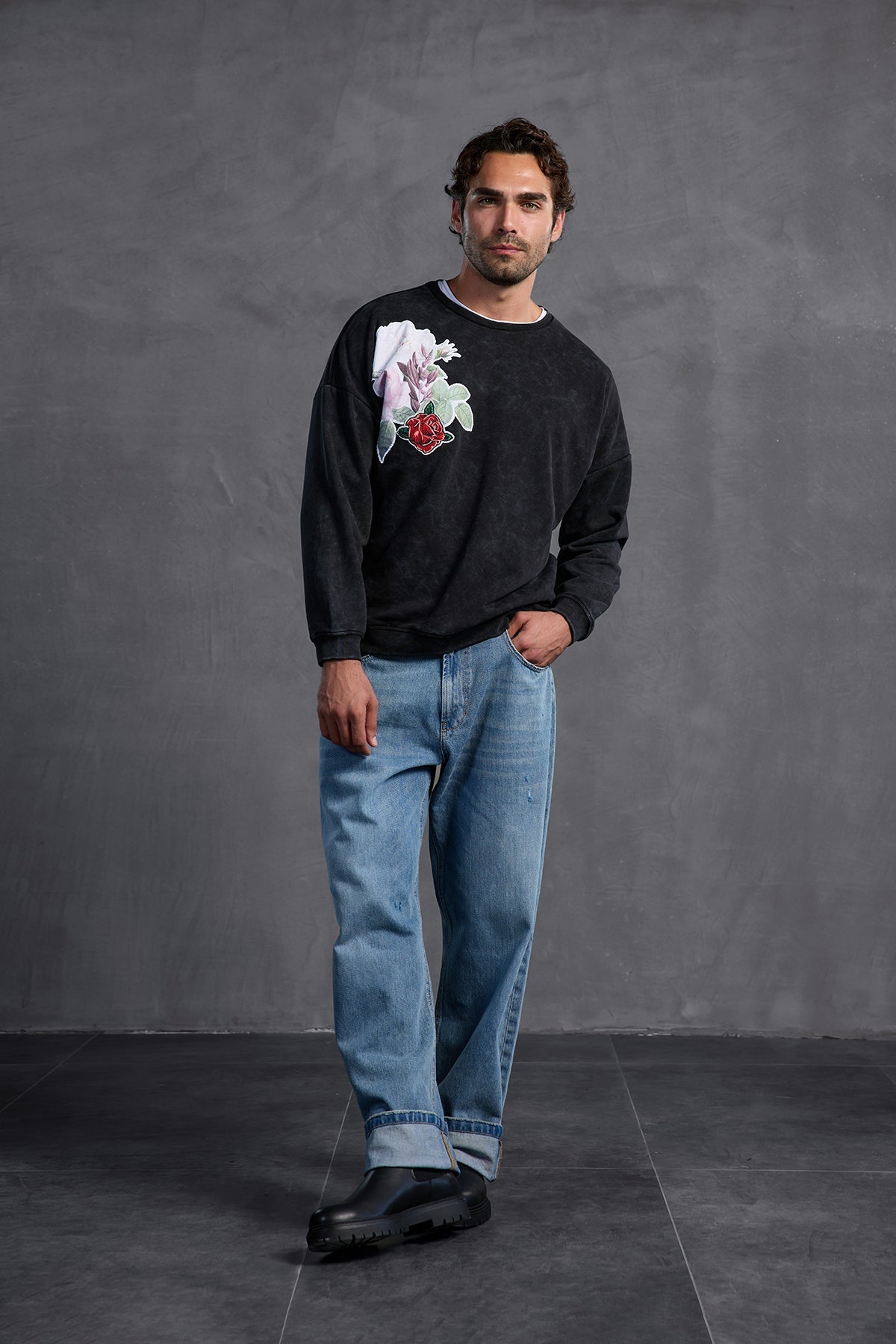 Black Printed Crew Neck Sweatshirt 10001