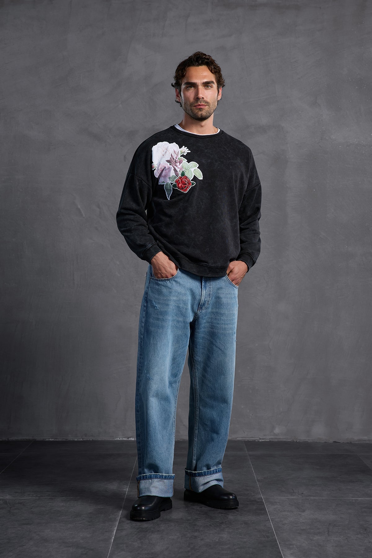 Black Printed Crew Neck Sweatshirt 10001