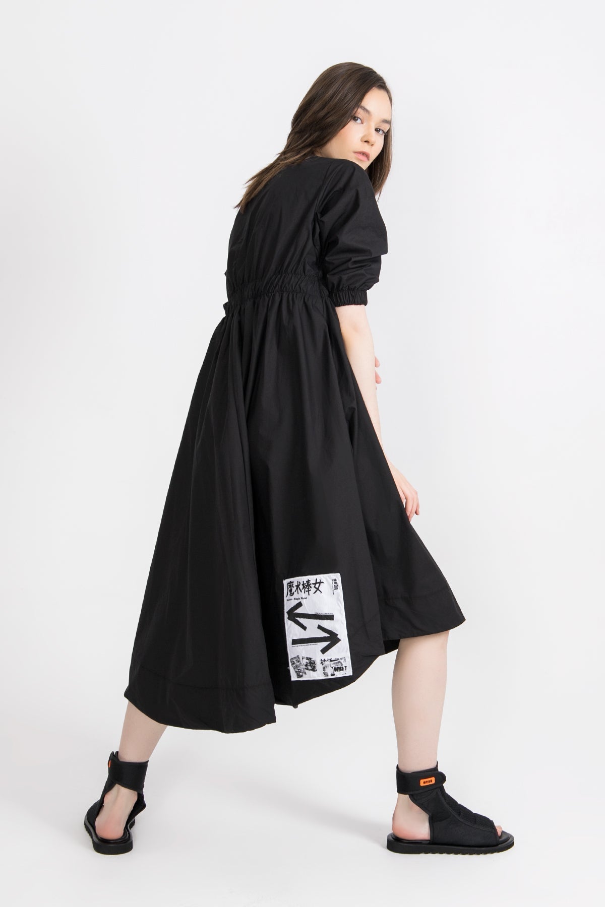 Nero Dress 9052
