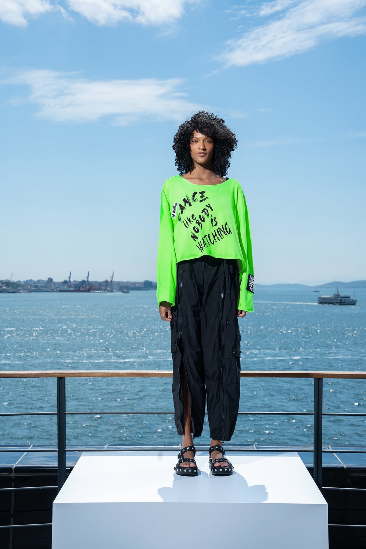 Verde Neon Pullover 15426