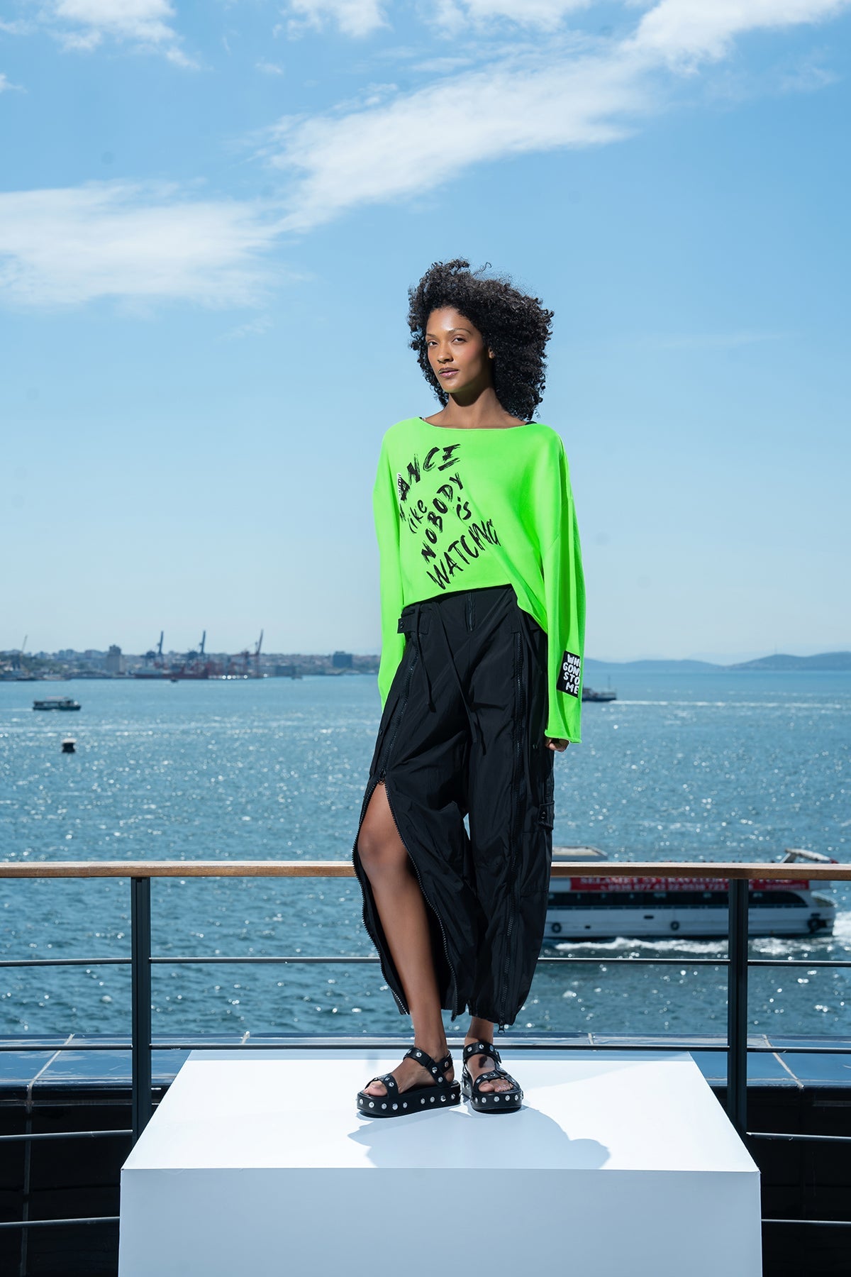 Verde Neon Pullover 15426