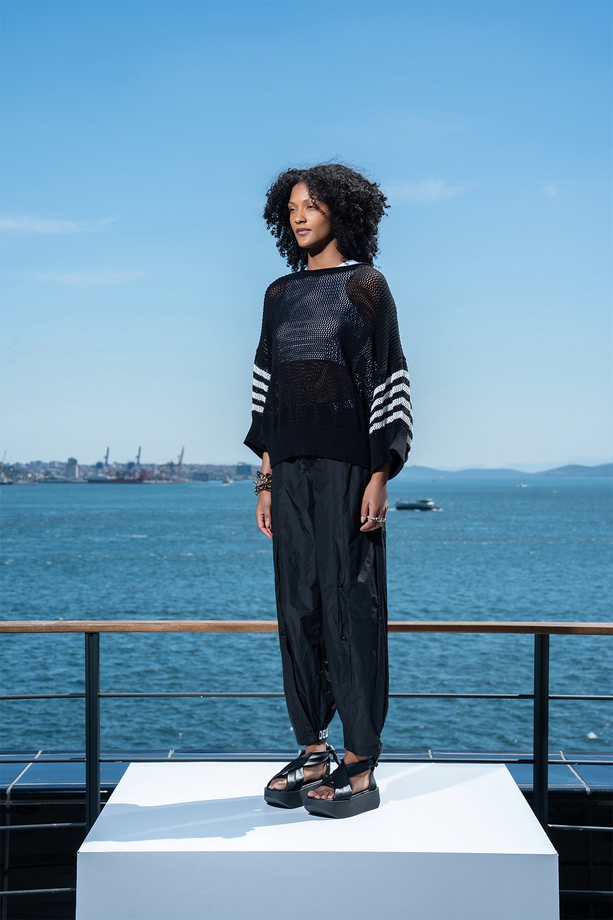 Nero Pullover 15457