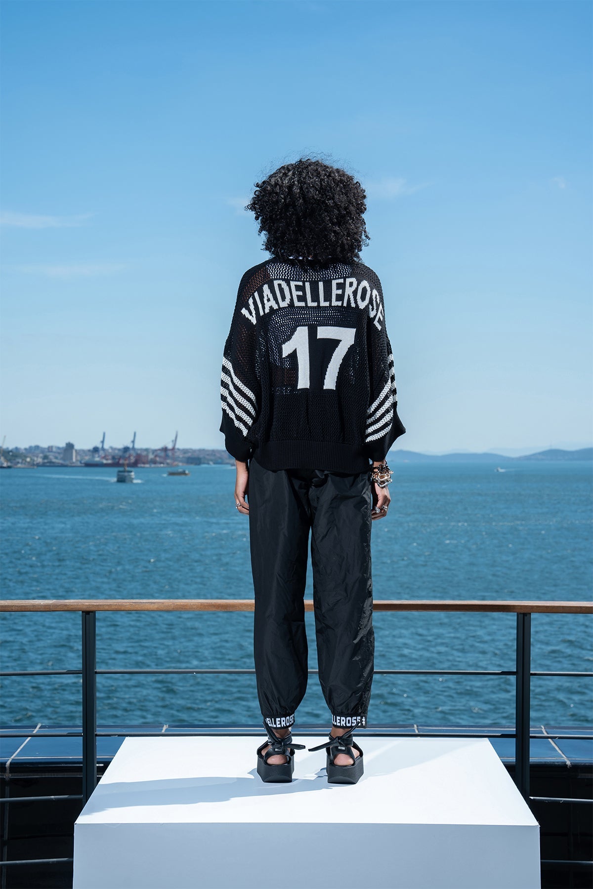 Nero Pullover 15457