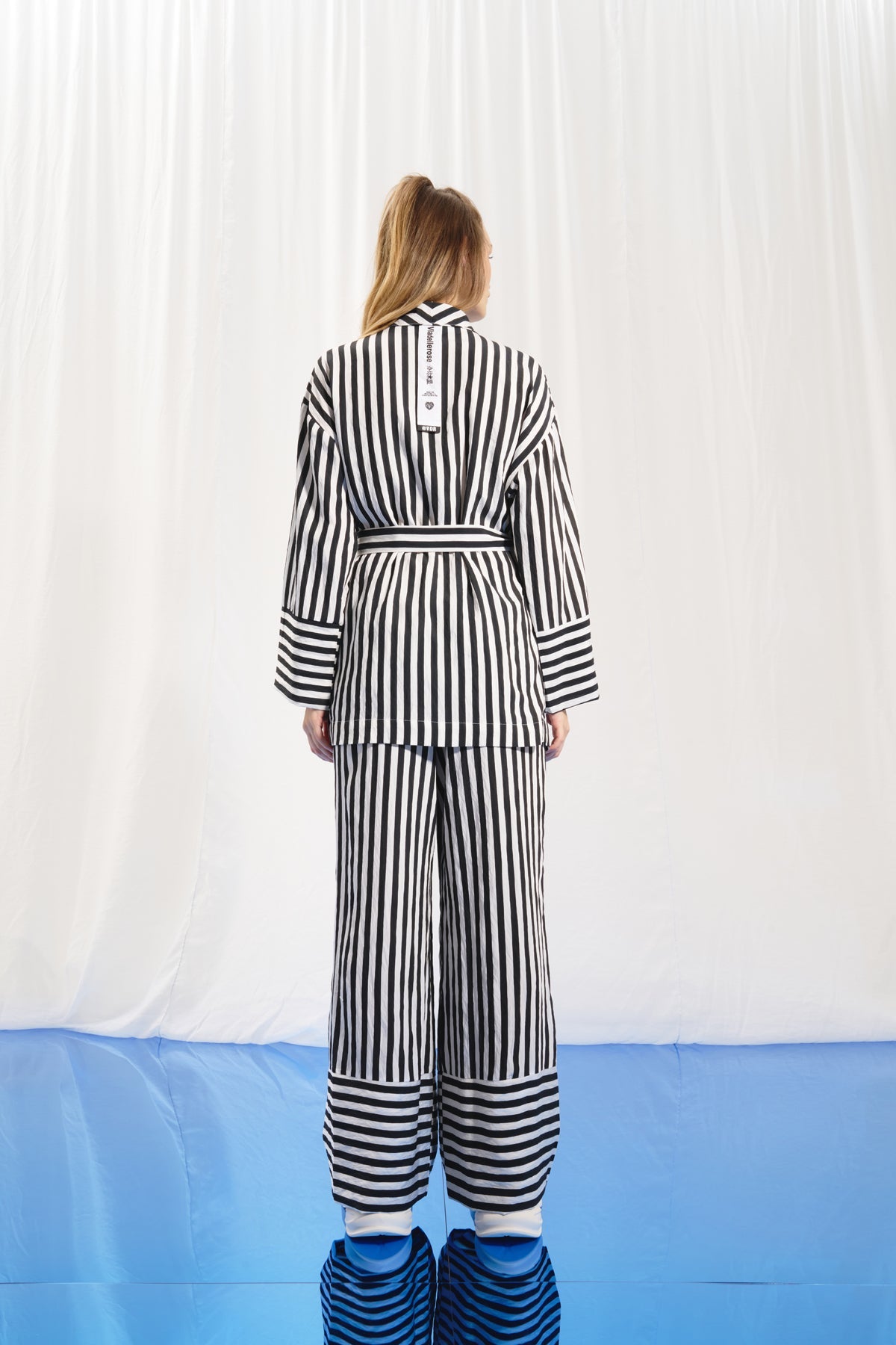 Black White Contrast Striped Shirt 17299