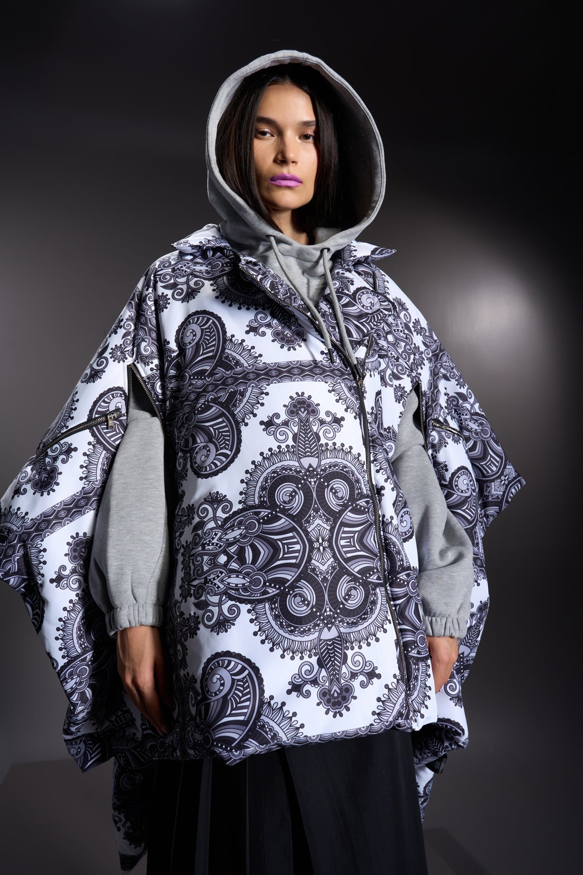 Nero Bianco Poncho 16094