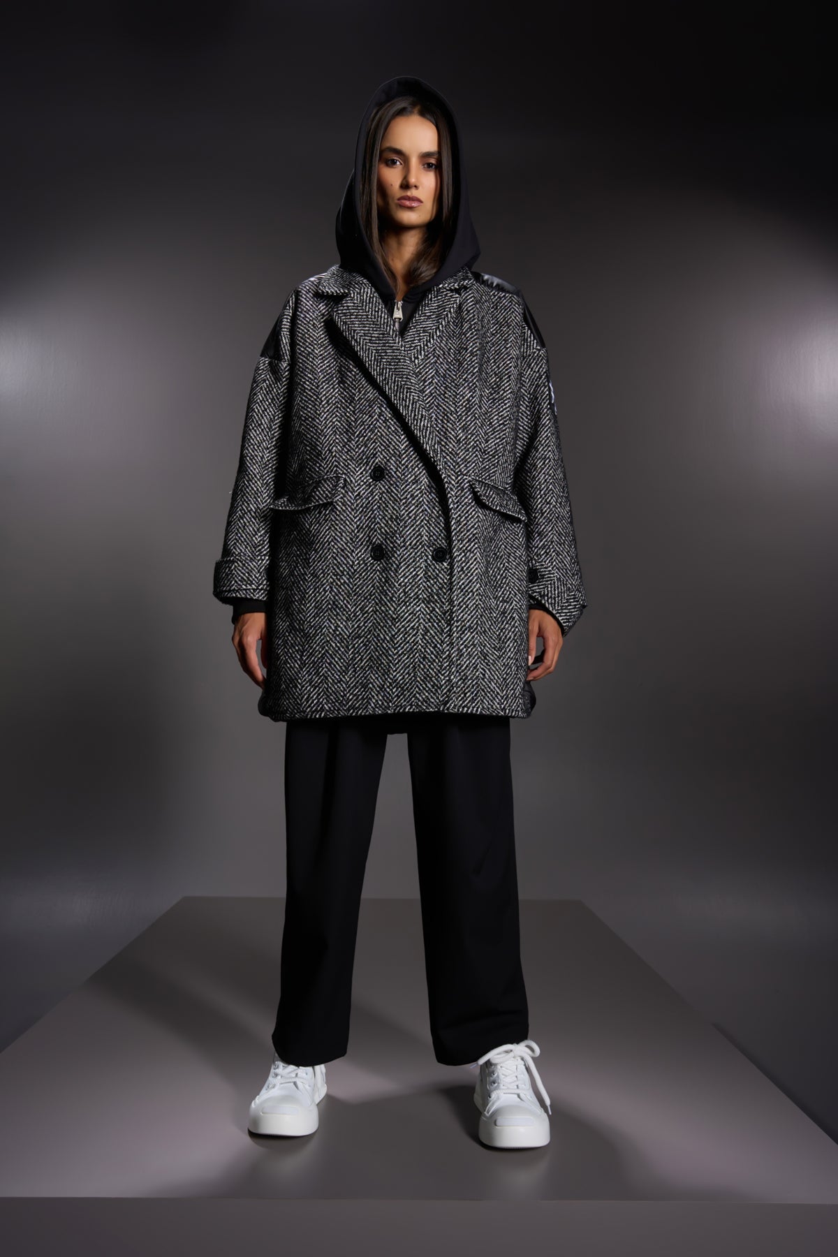 Nero Coat 16100