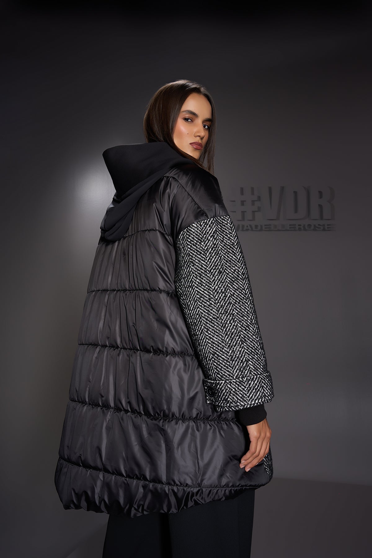 Nero Coat 16100