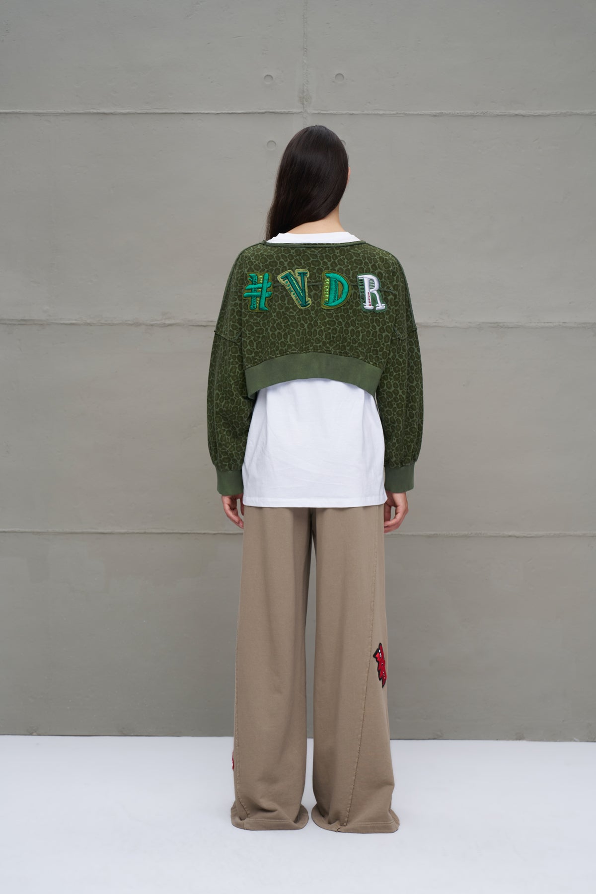 Green Sweatshirt 18013