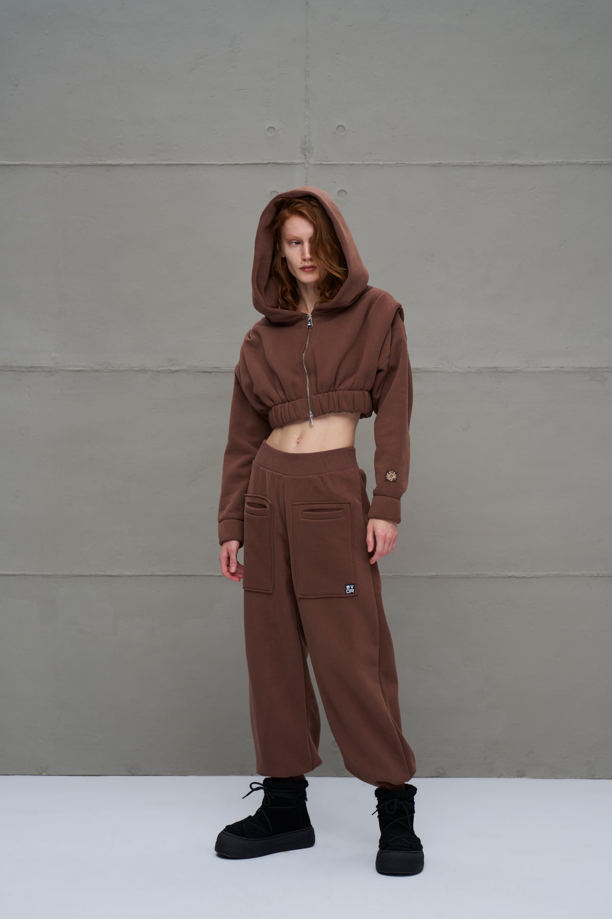 Brown Sweatshirt 18019