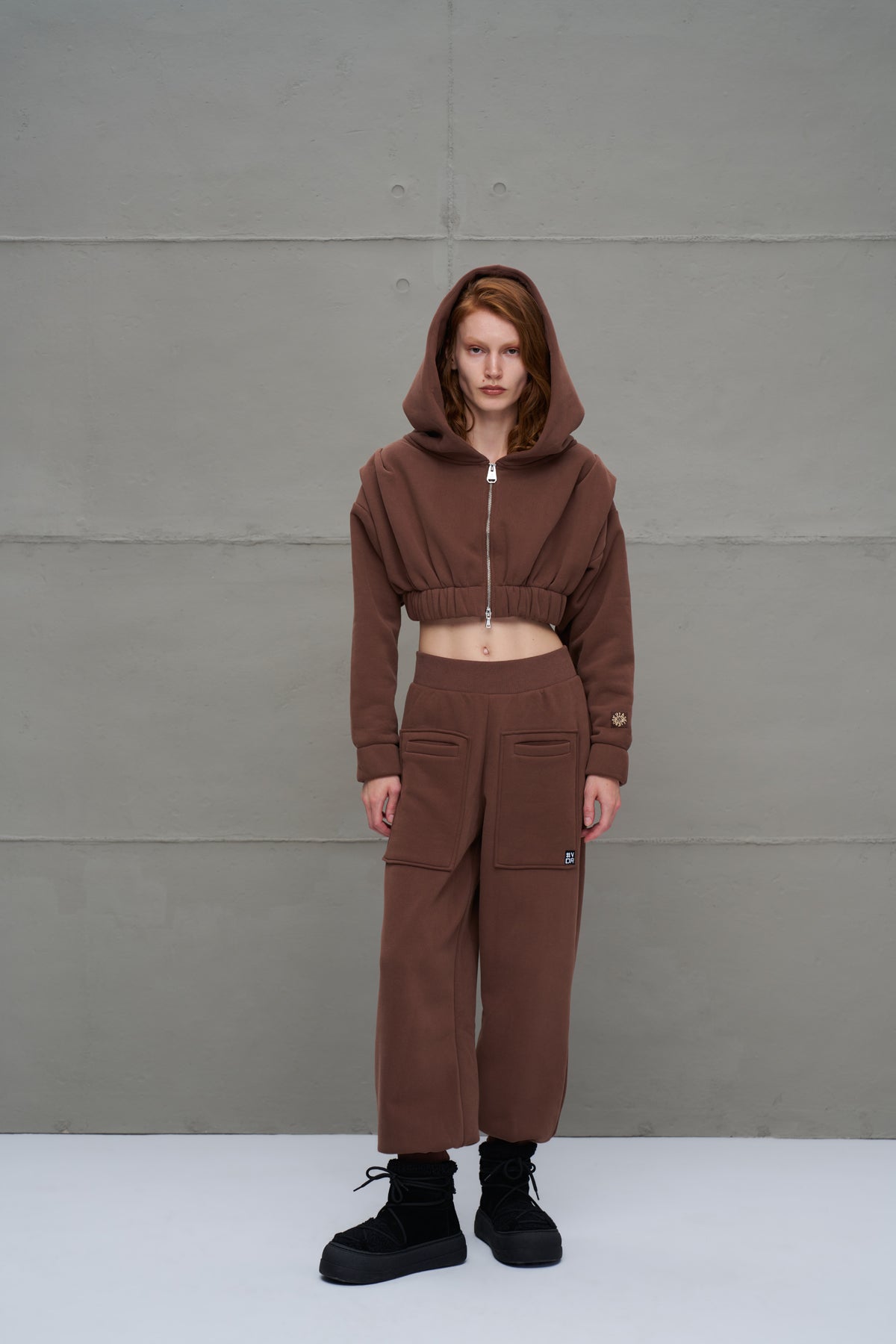 Brown Sweatshirt 18019