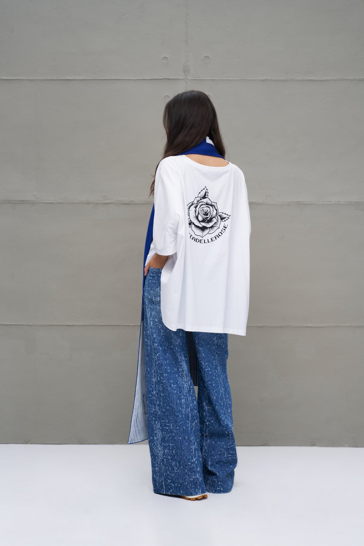 White T-shirt 18037