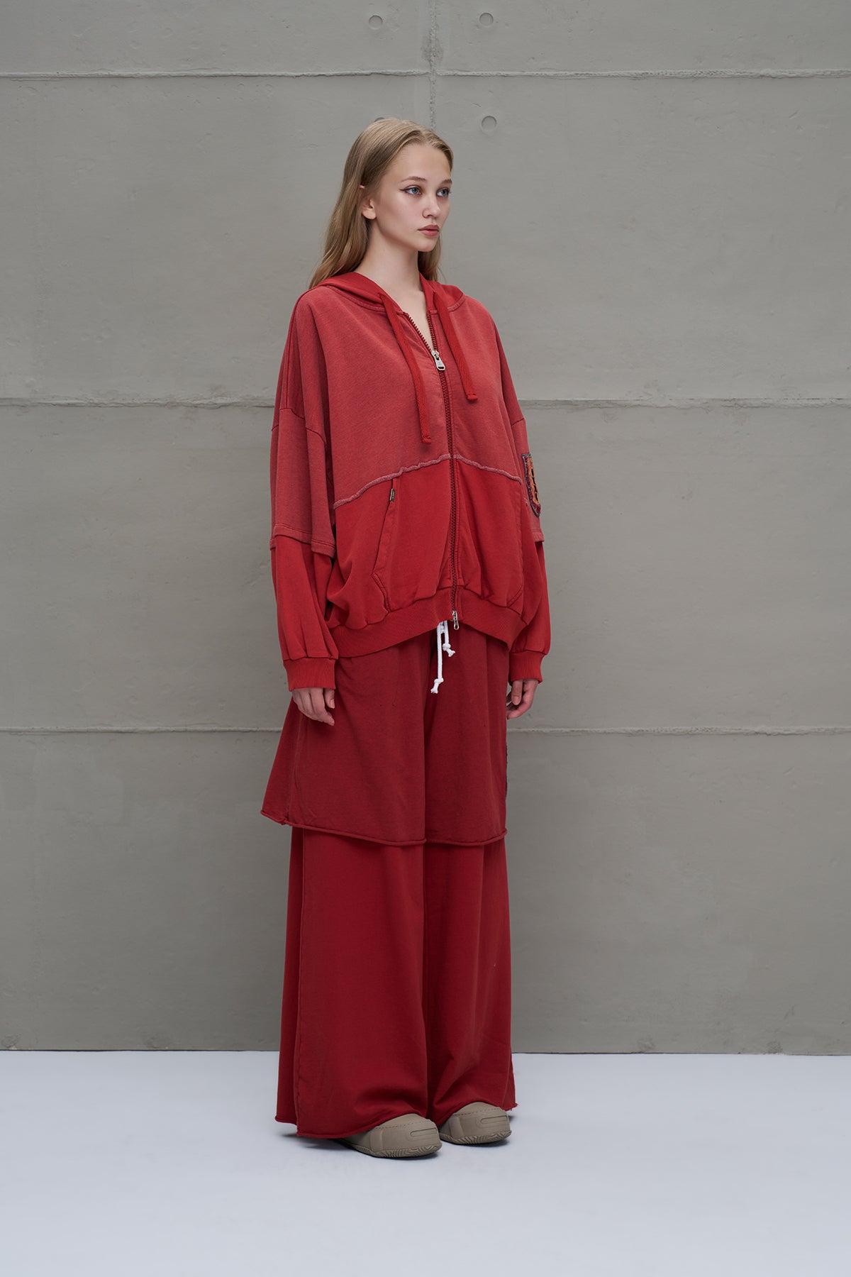 Maroon Zip-up Oversized Sweatshirt 18038