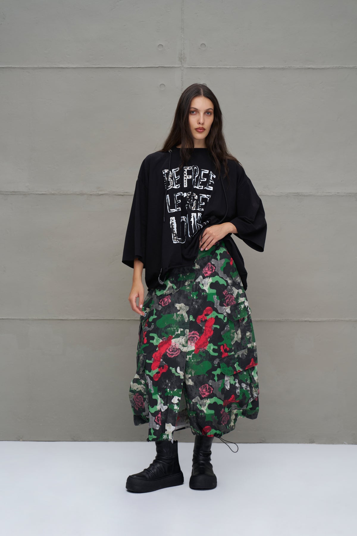 Black T-shirt 18042