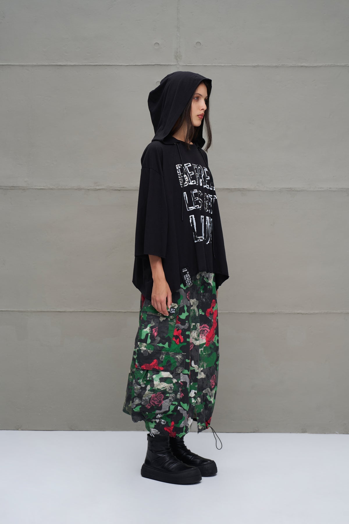Black T-shirt 18042
