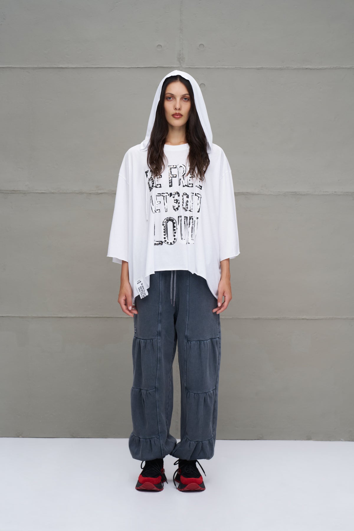 White T-shirt 18042