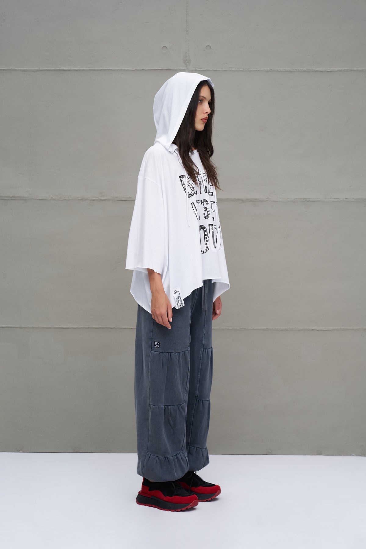 White T-shirt 18042