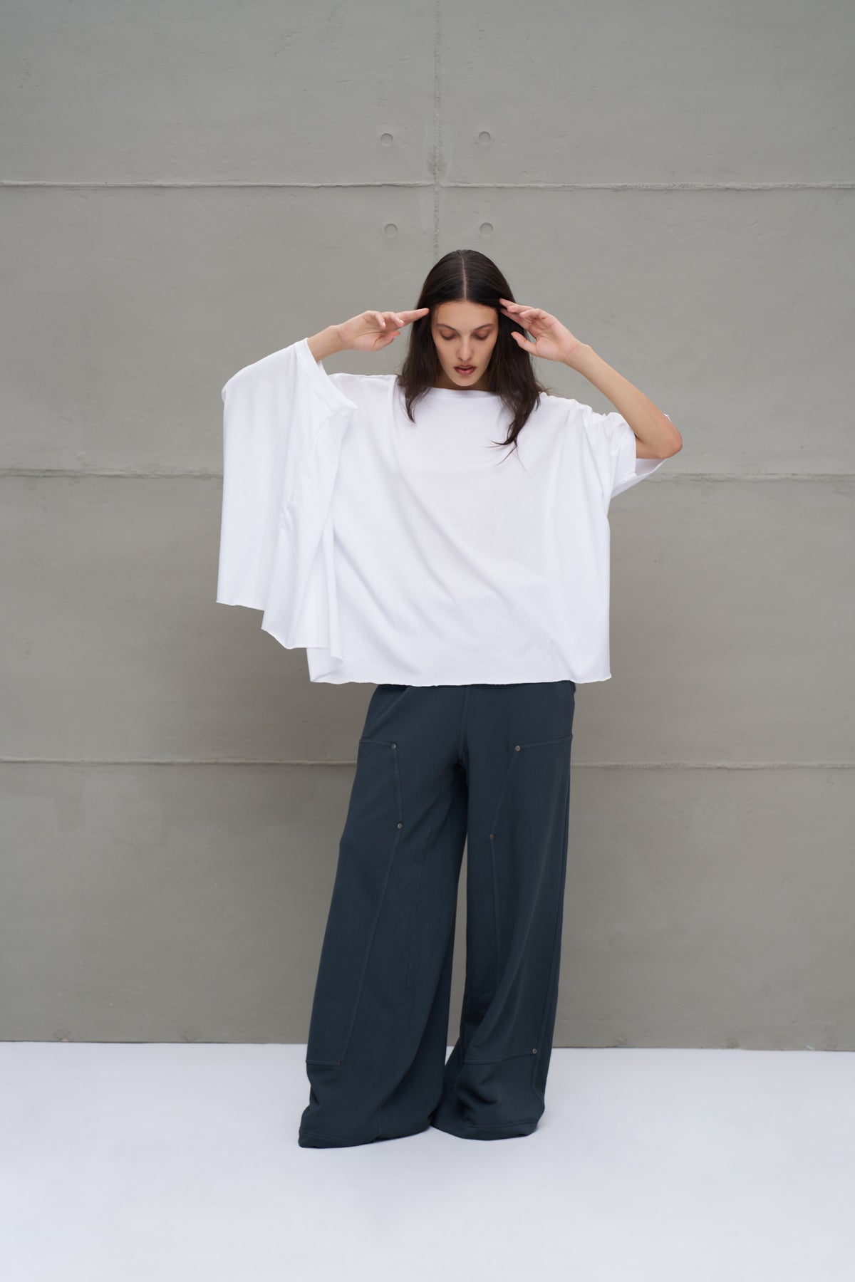 White T-shirt 18043