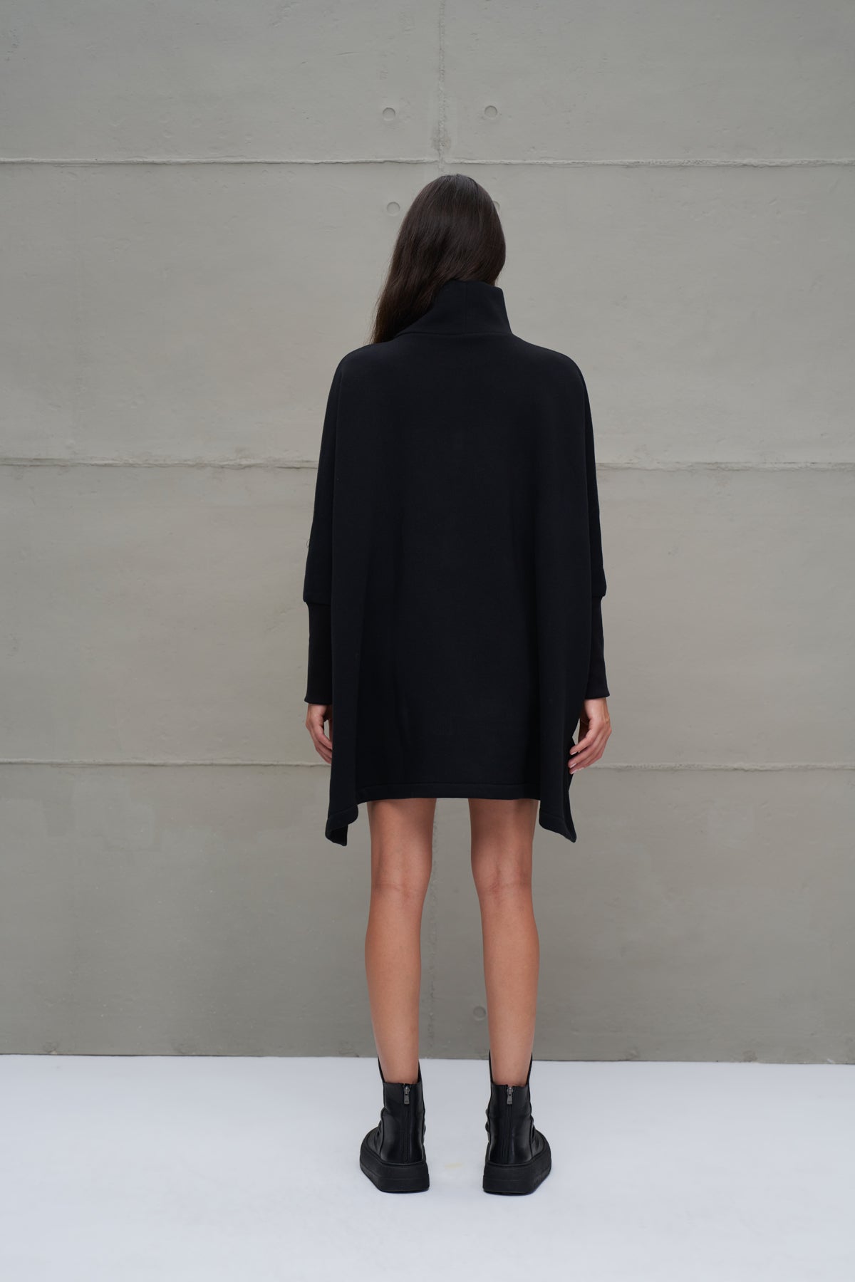 Black Sweatshirt 18045