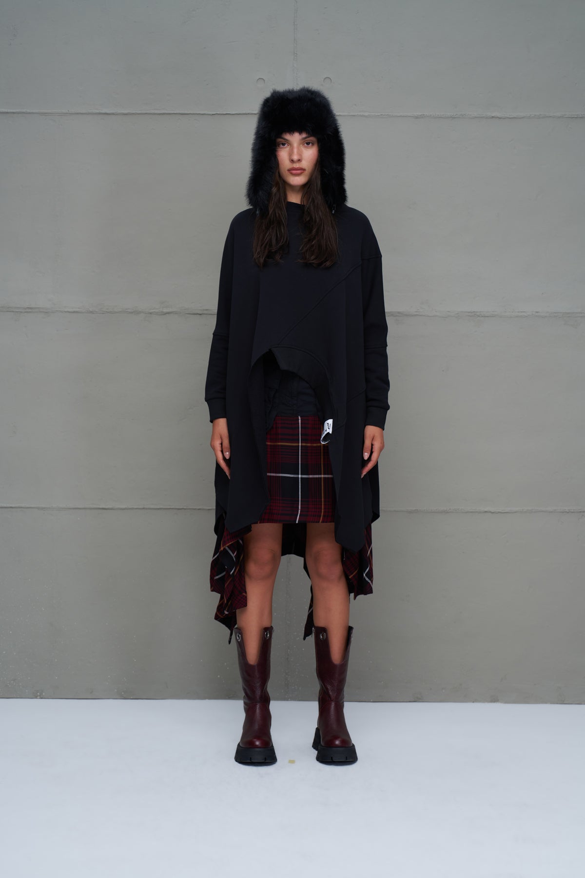 Black Sweatshirt 18046