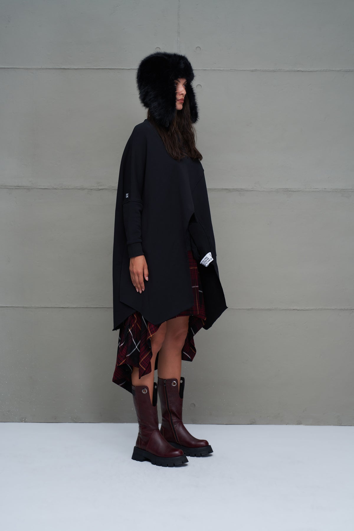 Black Sweatshirt 18046