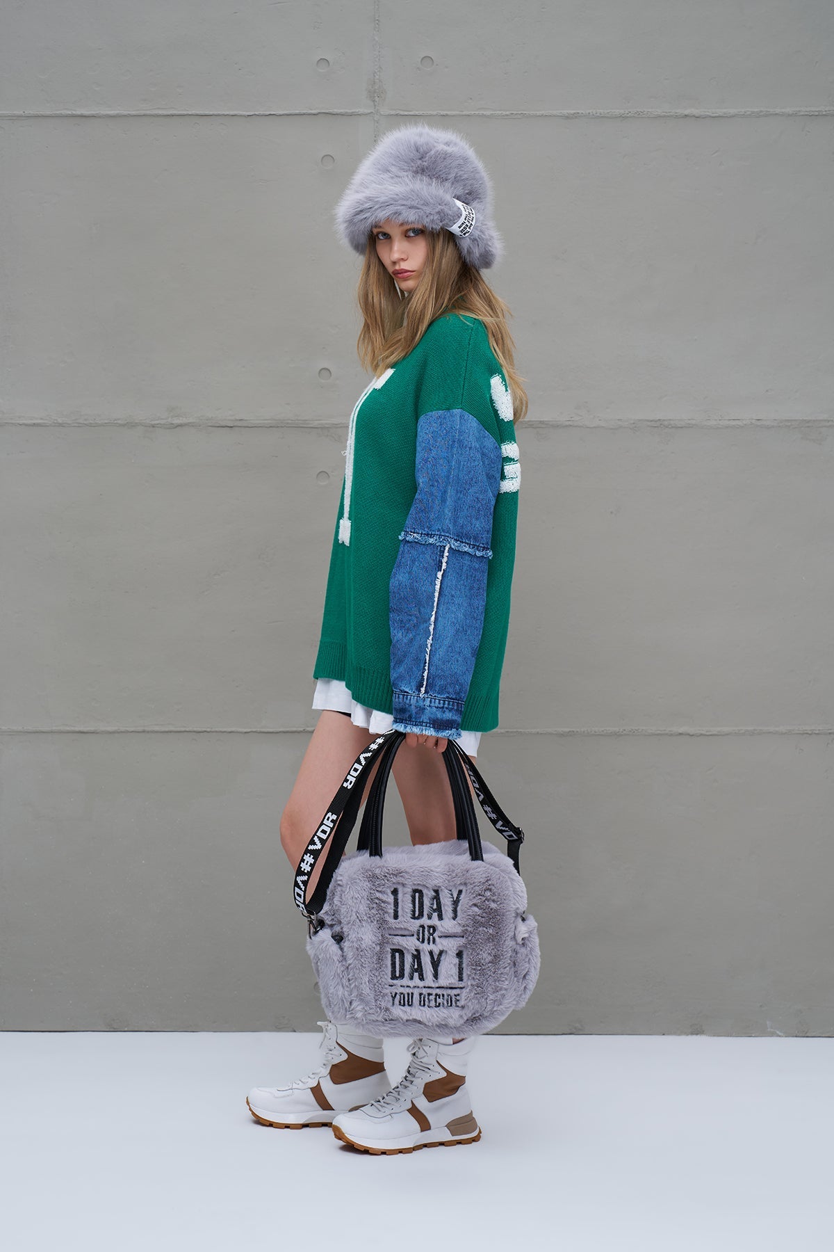Green Blue Letter Print Oversized Knit Knit Sweater 18073