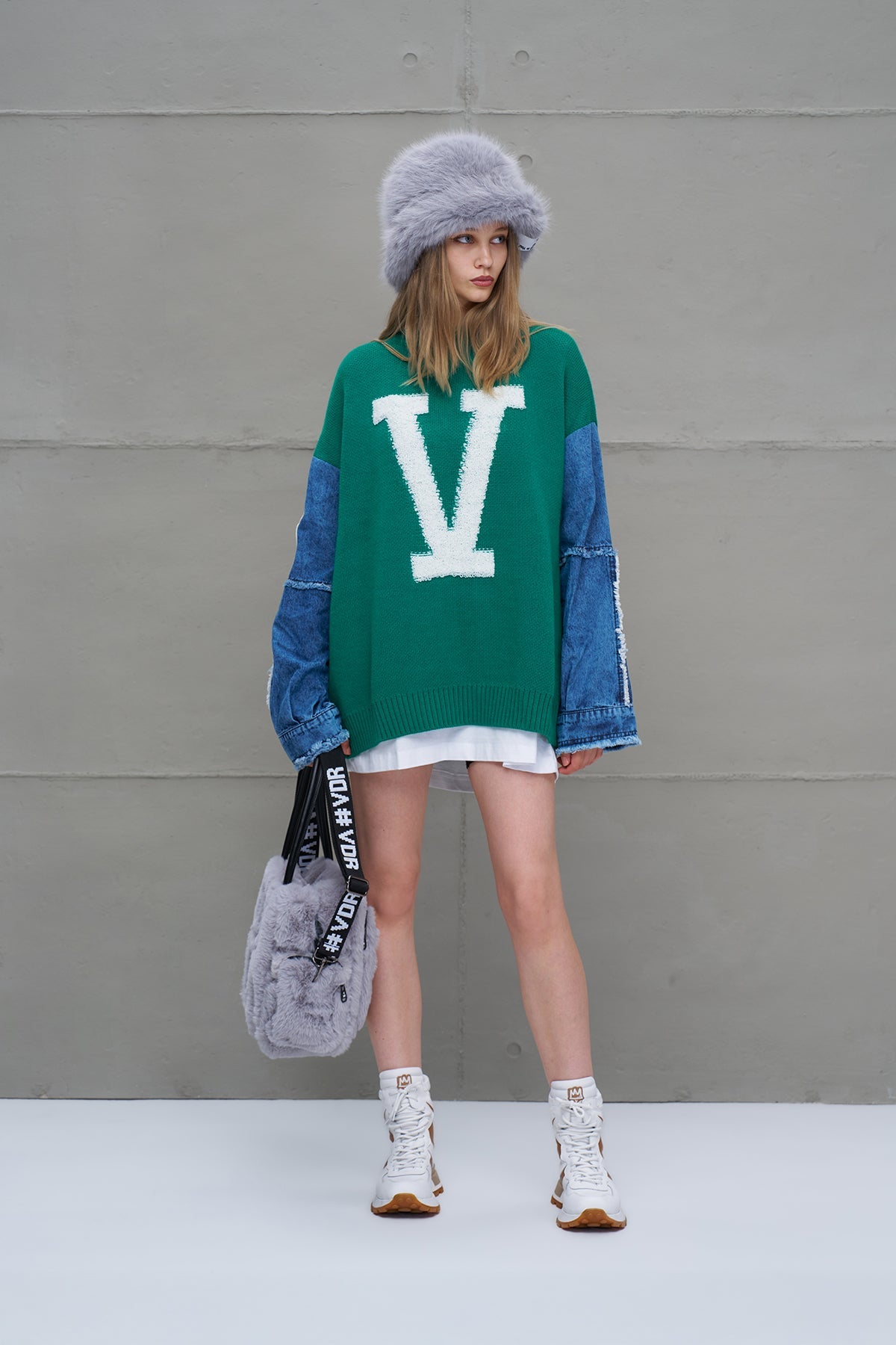 Green Blue Letter Print Oversized Knit Knit Sweater 18073
