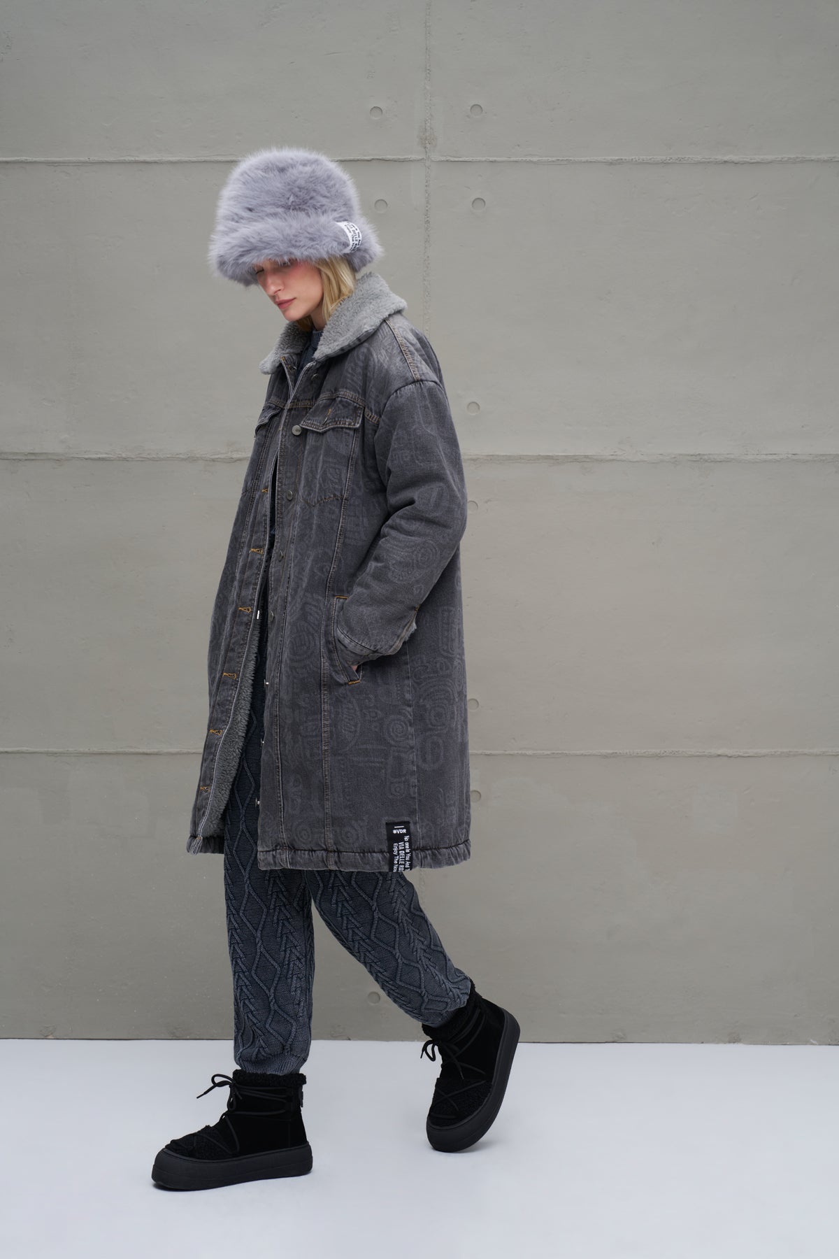 Anthracite Coat 18098