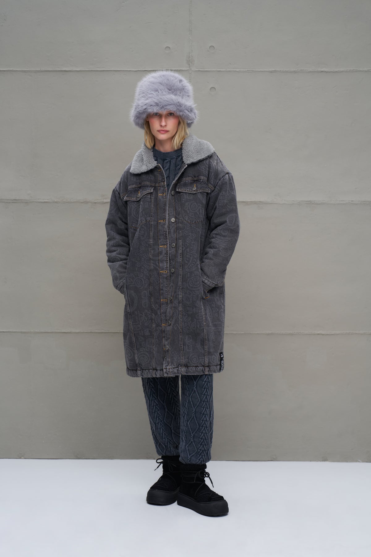 Anthracite Coat 18098