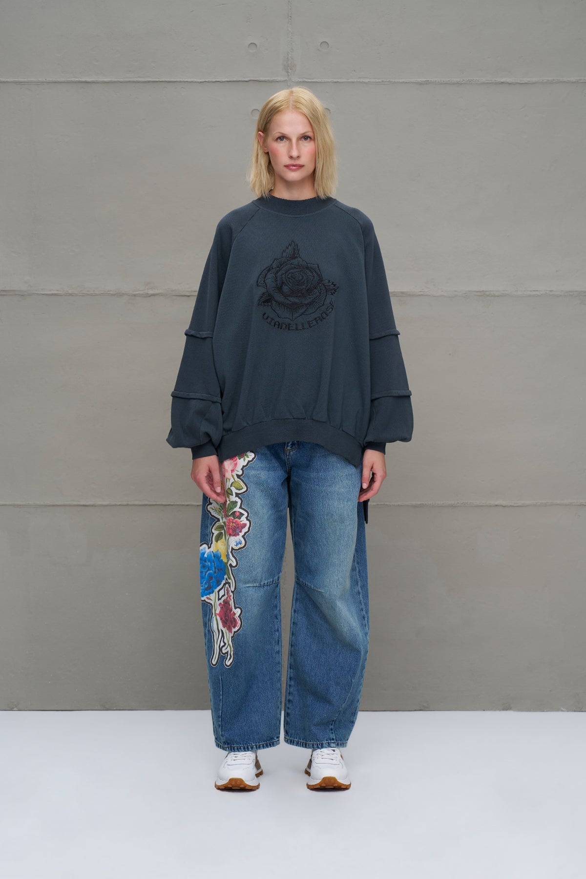 Anthracite Floral Oversized Sweatshirt 18156