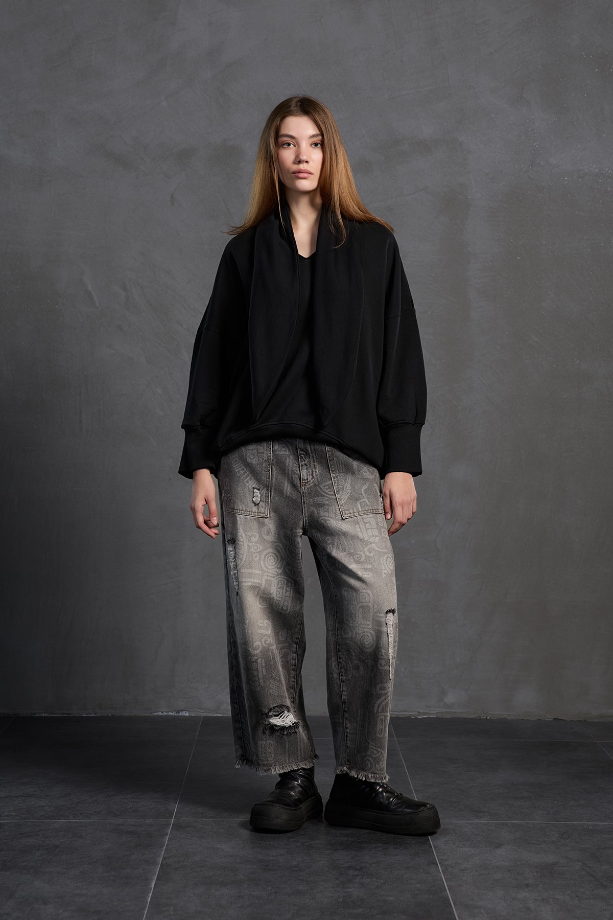 Black Shawl-detail Oversized Sweatshirt 18162