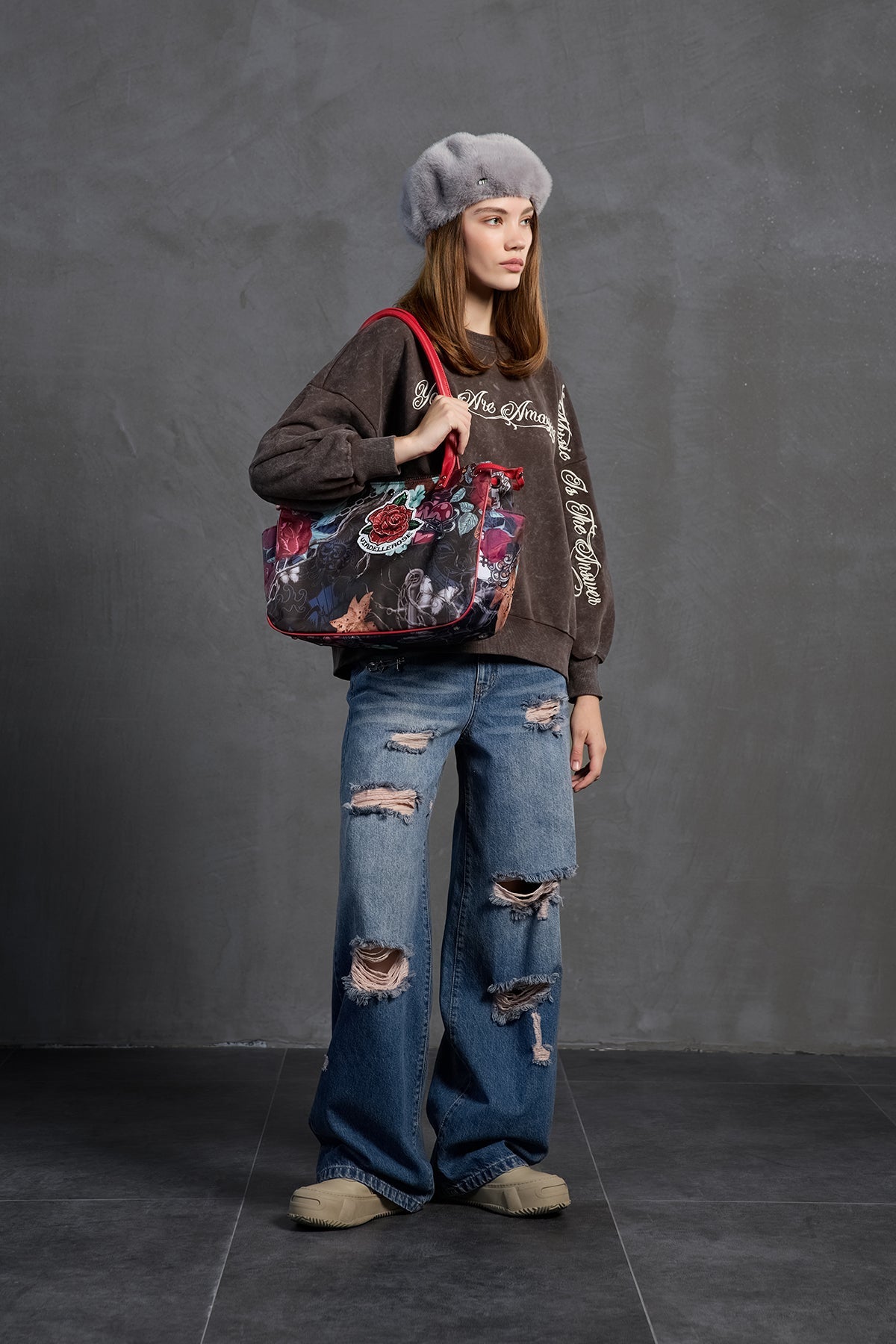 Brown Slogan-print Oversized Sweatshirt 18178