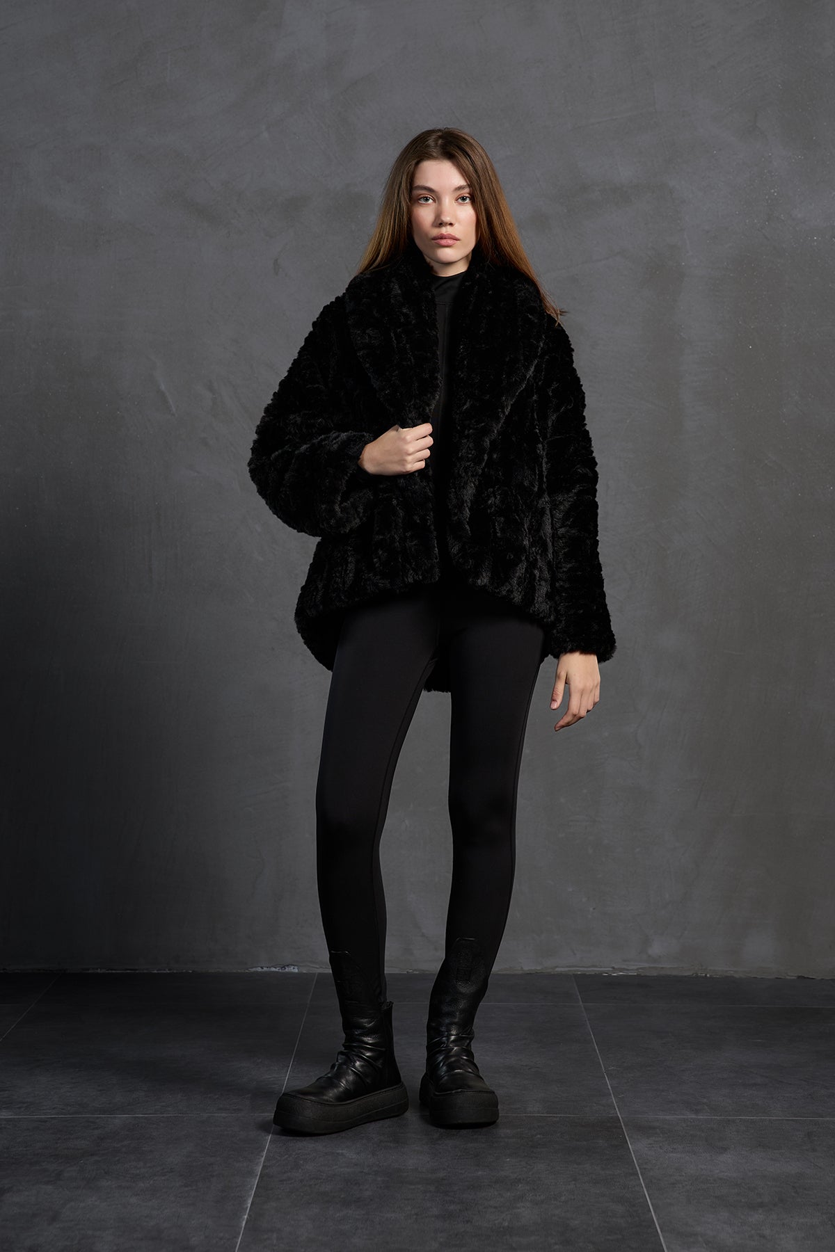 Black Faux Fur Oversized Coat 18185